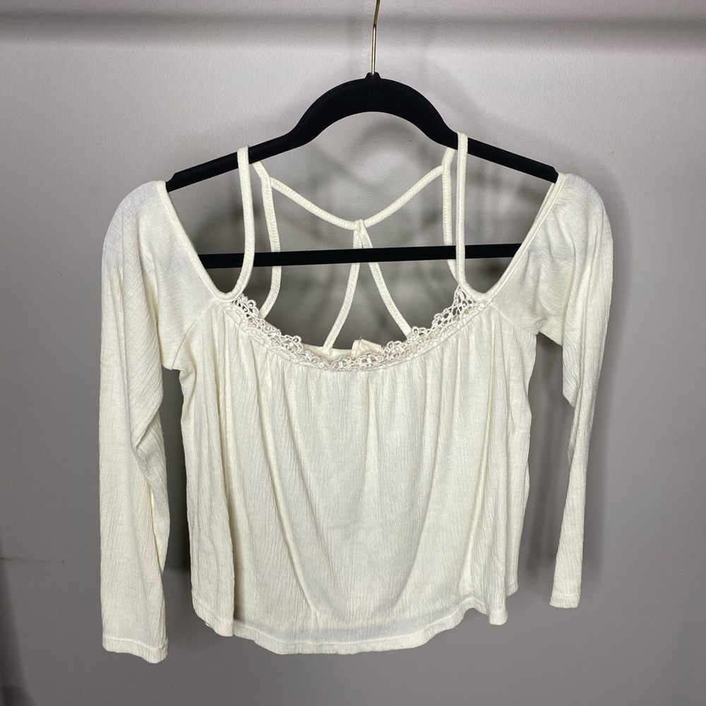 L.A. Hearts Strappy Crochet Lace Crop Top